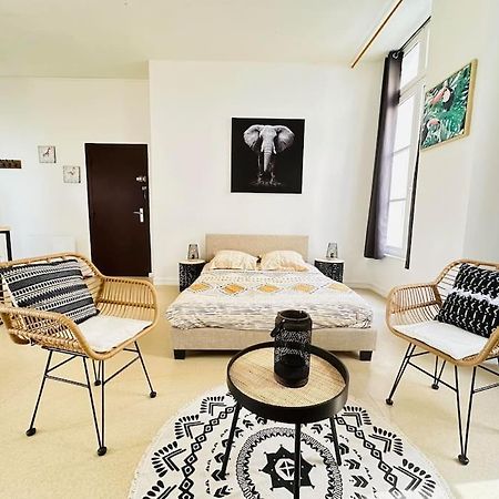 Appartement Confortable Laon Esterno foto
