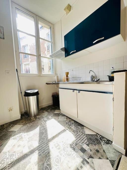 Appartement Confortable Laon Esterno foto